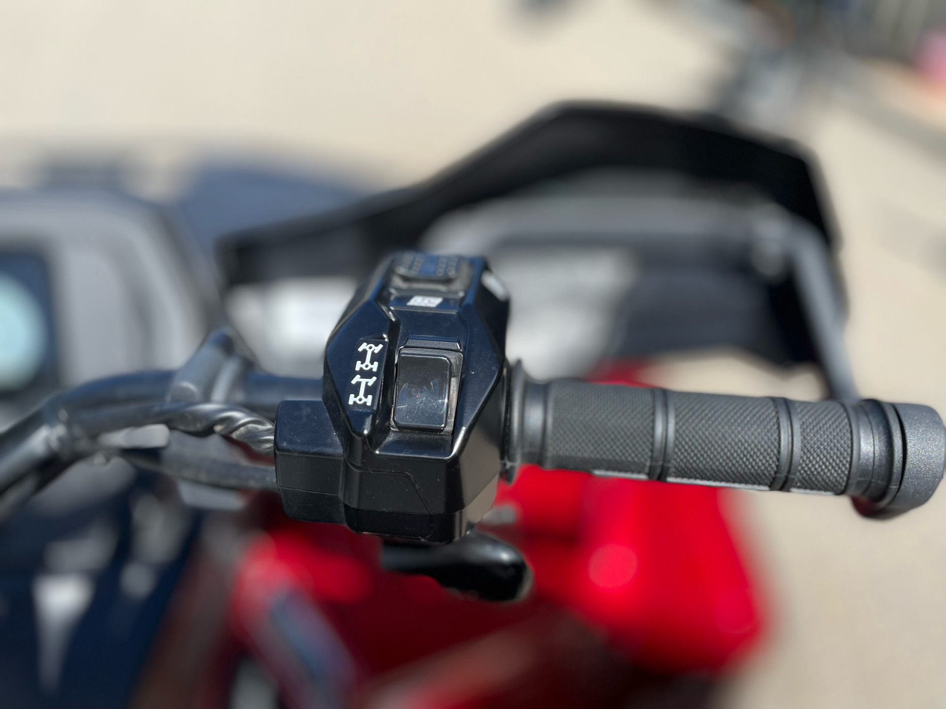 2025 Can-Am Outlander MAX XT 850 in Tyngsboro, Massachusetts - Photo 16