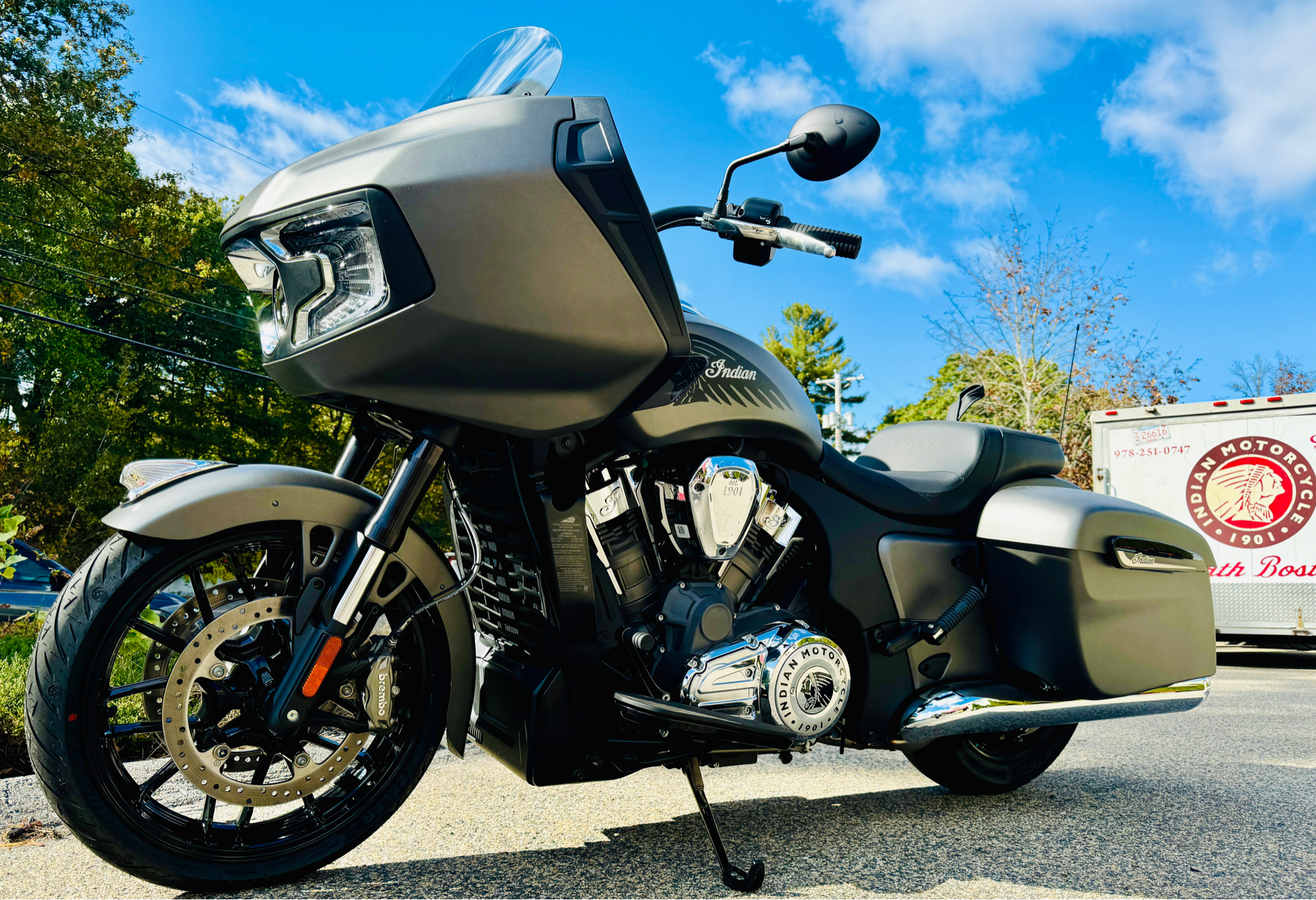 2024 Indian Motorcycle Challenger® in Tyngsboro, Massachusetts - Photo 13