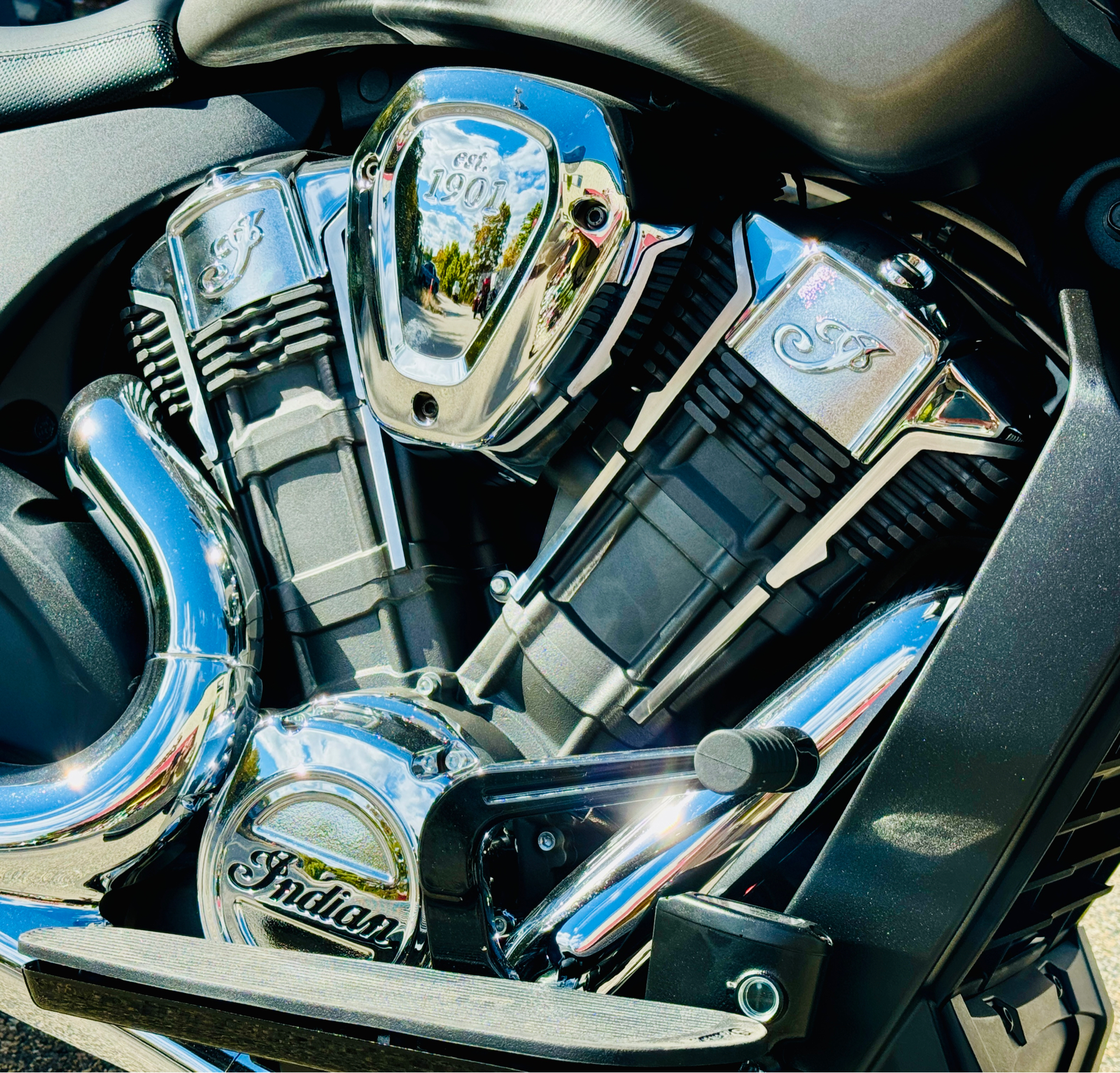 2024 Indian Motorcycle Challenger® in Tyngsboro, Massachusetts - Photo 5