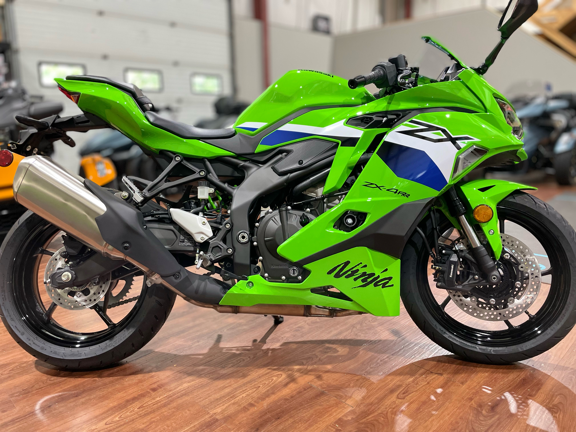 2026 Kawasaki Ninja ZX-4RR ABS in Tyngsboro, Massachusetts - Photo 1