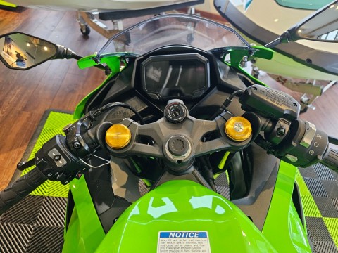 New 2026 Kawasaki Ninja® ZX™-4RR ABS Lime Green Motorcycles For