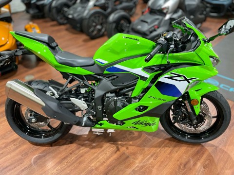New 2026 Kawasaki Ninja® ZX™-4RR ABS Lime Green Motorcycles For
