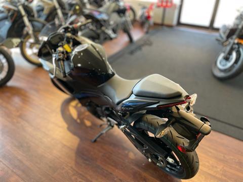 2025 Kawasaki Ninja 500 ABS in Tyngsboro, Massachusetts - Photo 9