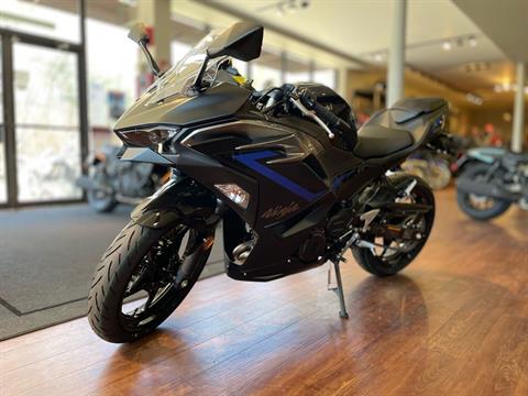 2025 Kawasaki Ninja 500 ABS in Tyngsboro, Massachusetts - Photo 2