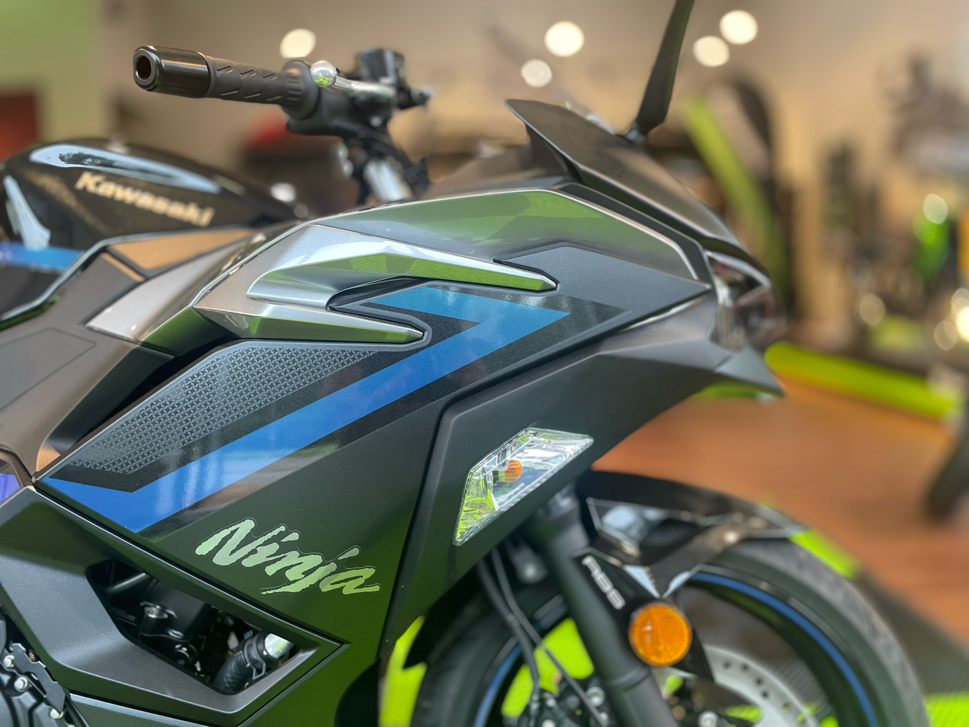 2025 Kawasaki Ninja 500 ABS in Tyngsboro, Massachusetts - Photo 15