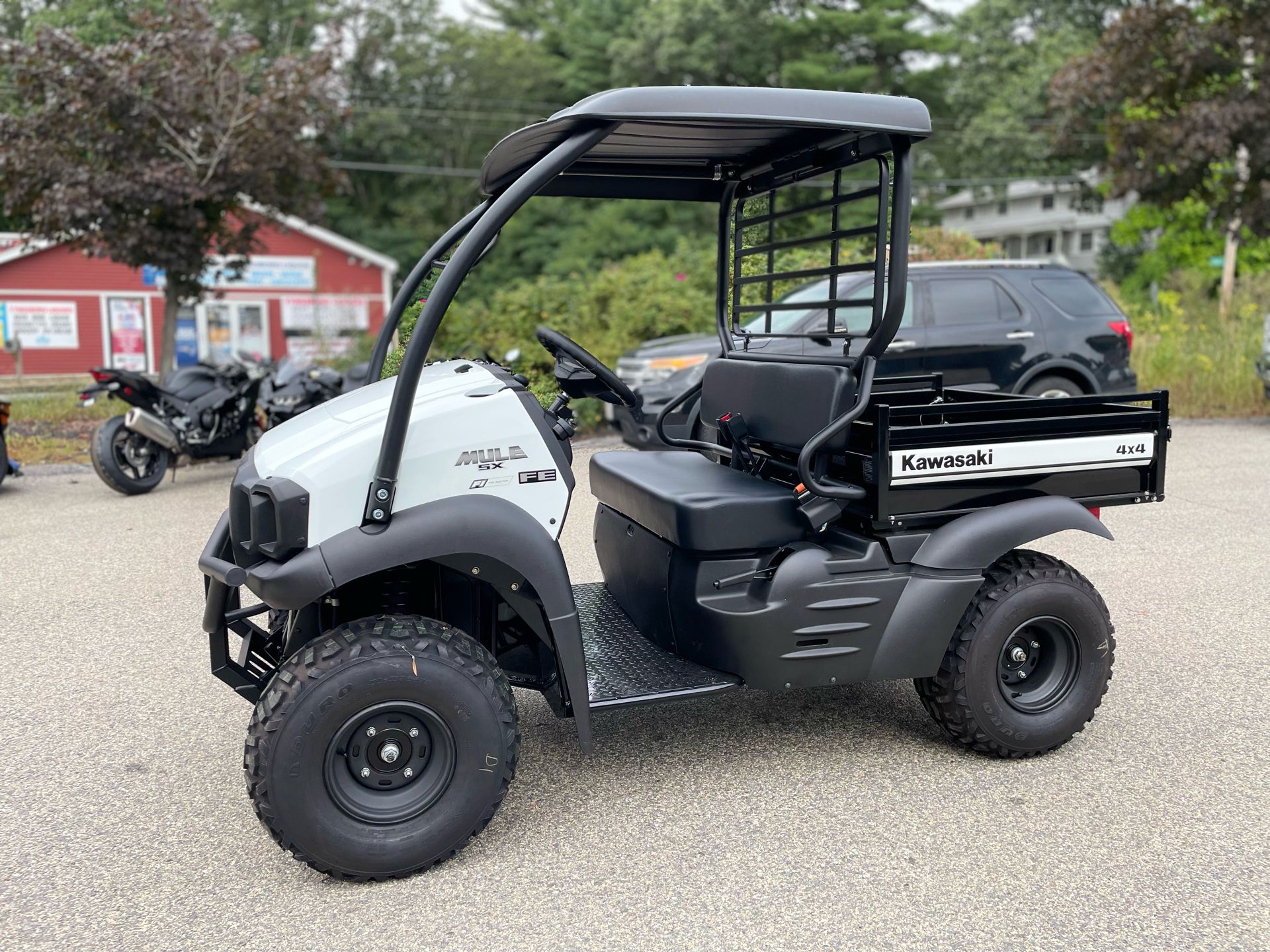 2025 Kawasaki MULE SX 4x4 FE in Tyngsboro, Massachusetts - Photo 2