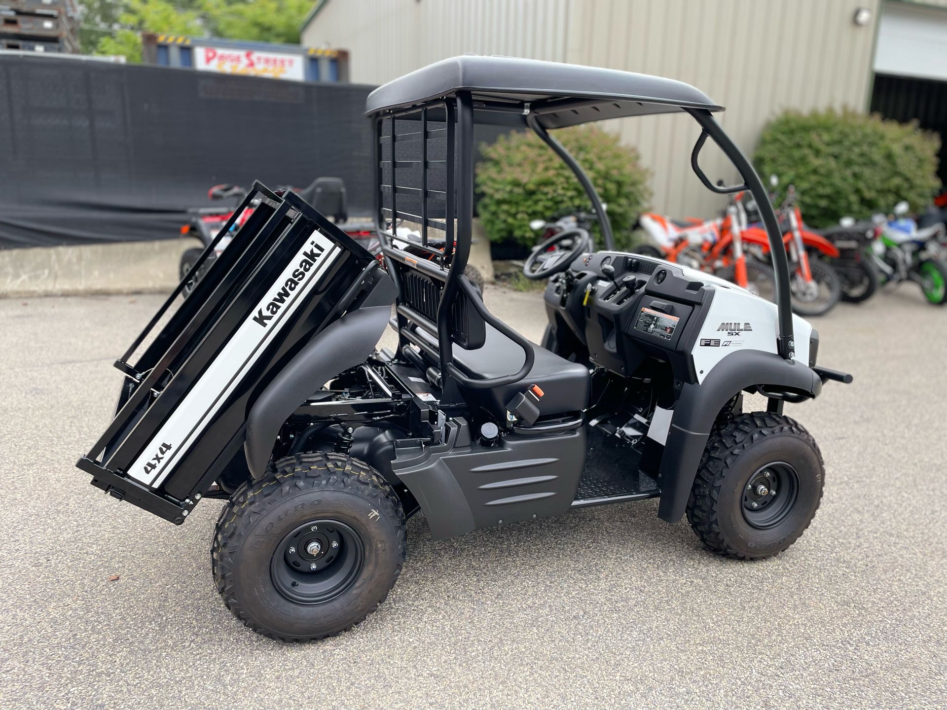 2025 Kawasaki MULE SX 4x4 FE in Tyngsboro, Massachusetts - Photo 14