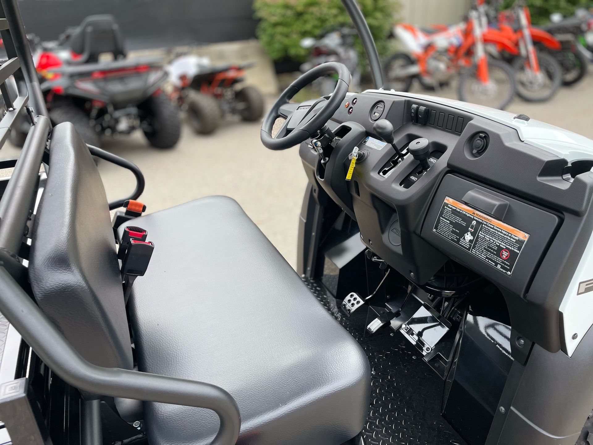 2025 Kawasaki MULE SX 4x4 FE in Tyngsboro, Massachusetts - Photo 15