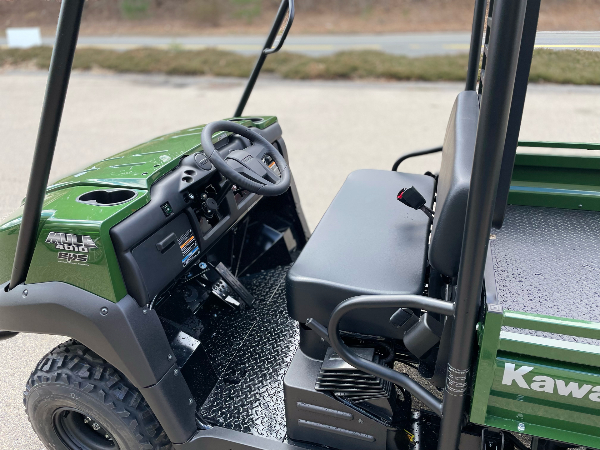 2025 Kawasaki MULE 4010 4x4 in Tyngsboro, Massachusetts - Photo 7