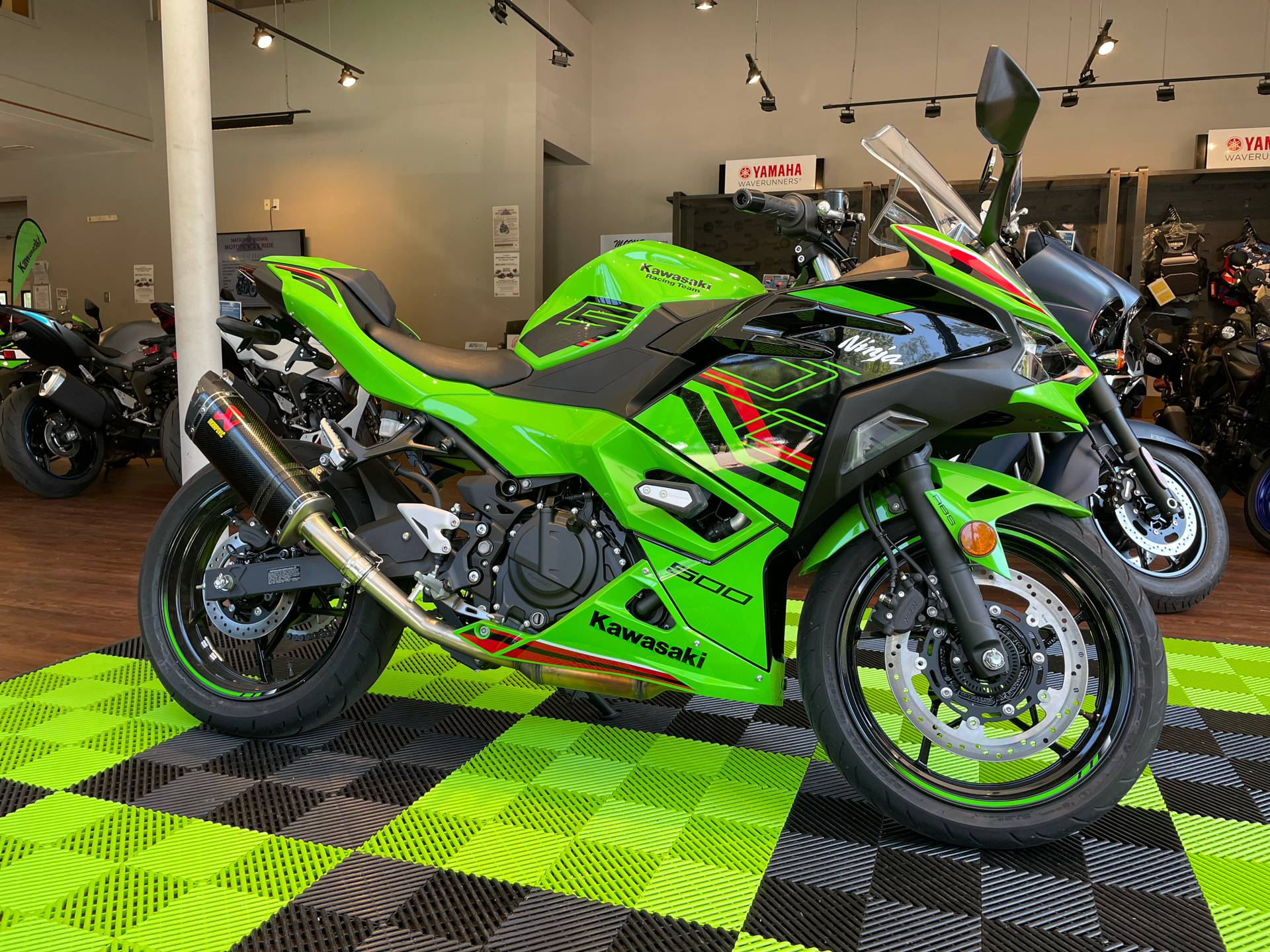 2024 Kawasaki Ninja 500 KRT Edition SE ABS in Tyngsboro, Massachusetts - Photo 5