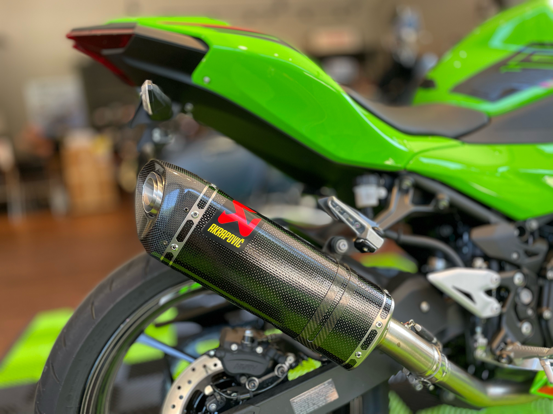 2024 Kawasaki Ninja 500 KRT Edition SE ABS in Tyngsboro, Massachusetts - Photo 8