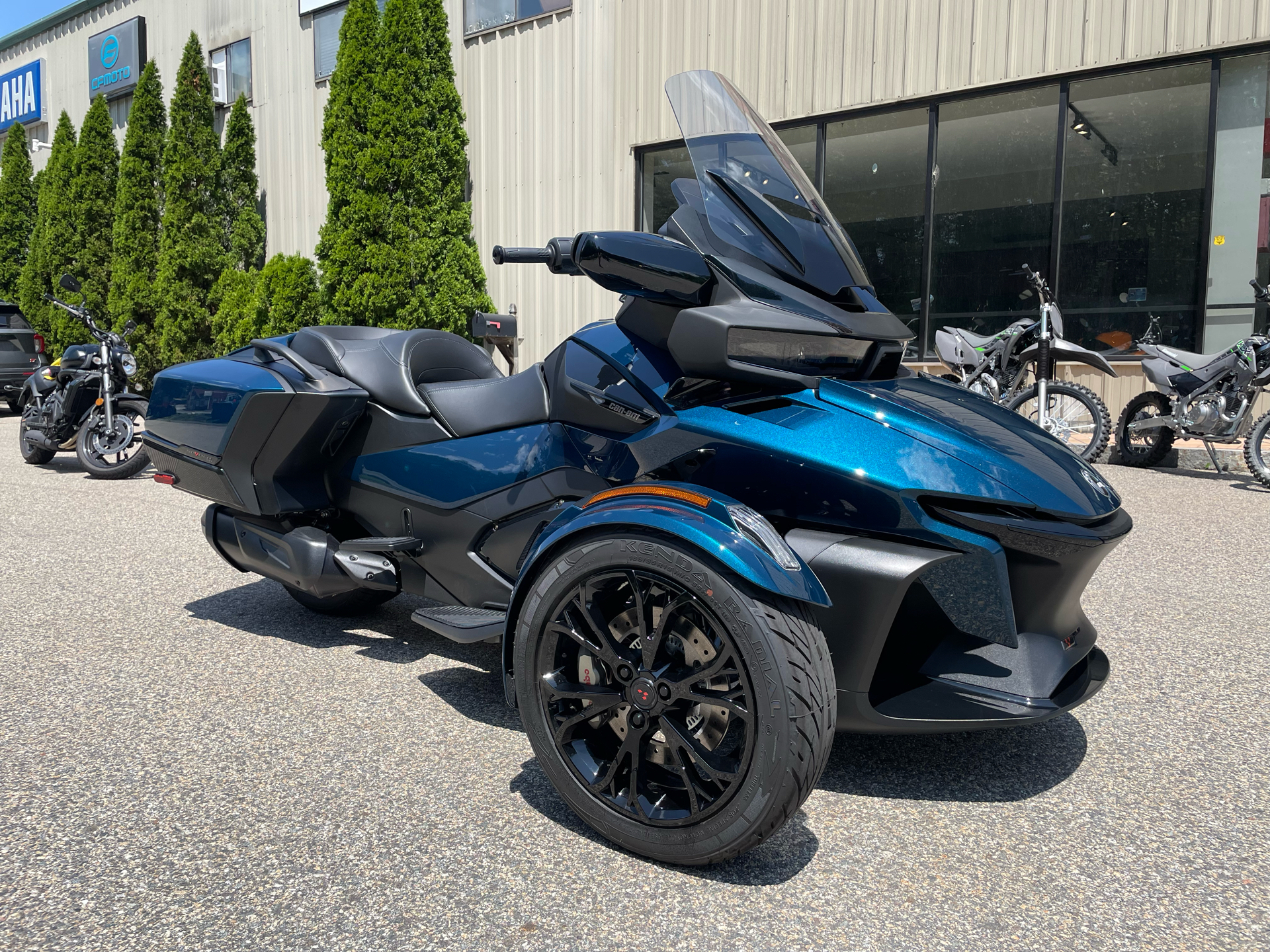 2024 Can-Am Spyder RT in Tyngsboro, Massachusetts - Photo 2
