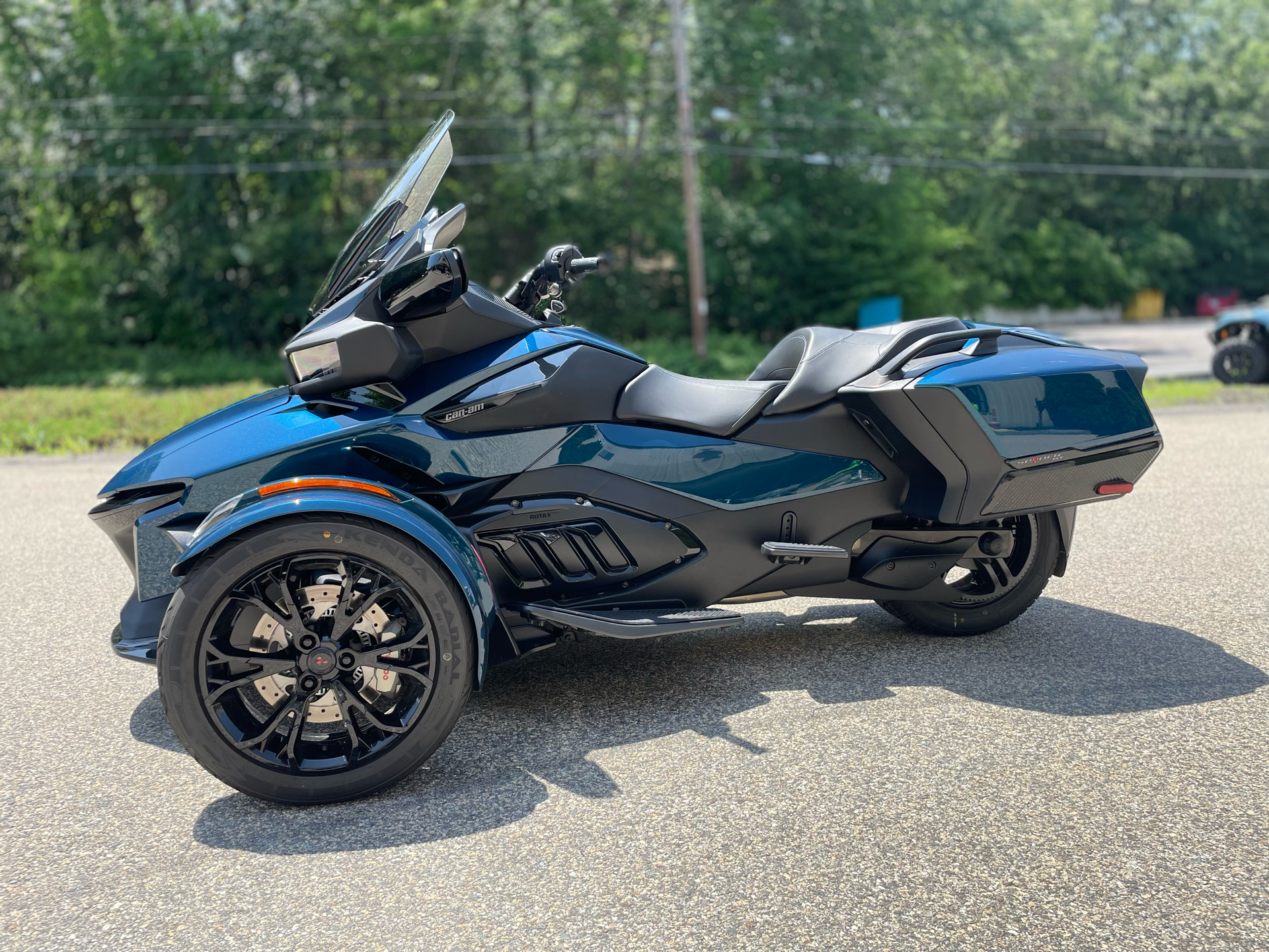 2024 Can-Am Spyder RT in Tyngsboro, Massachusetts - Photo 3