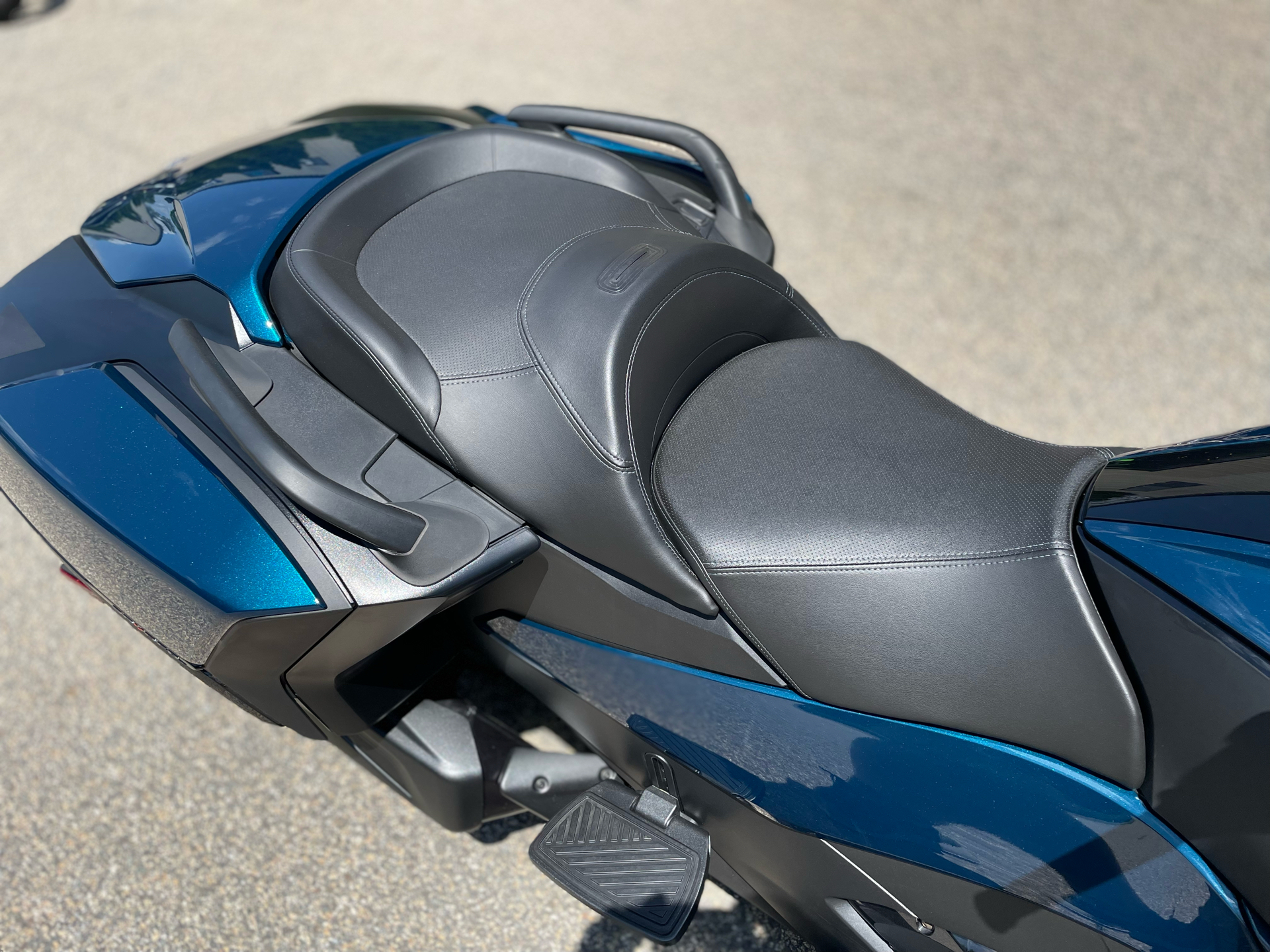 2024 Can-Am Spyder RT in Tyngsboro, Massachusetts - Photo 14
