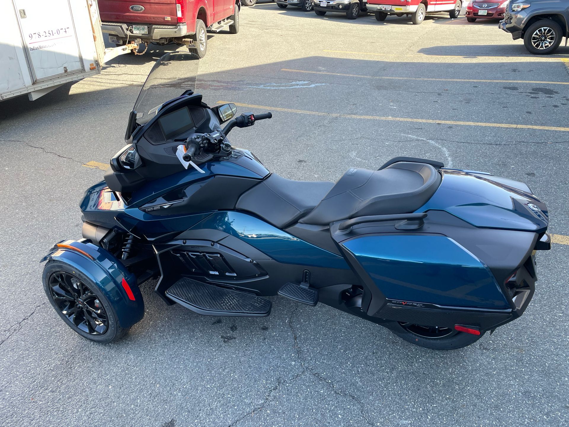 2024 Can-Am Spyder RT in Tyngsboro, Massachusetts - Photo 5