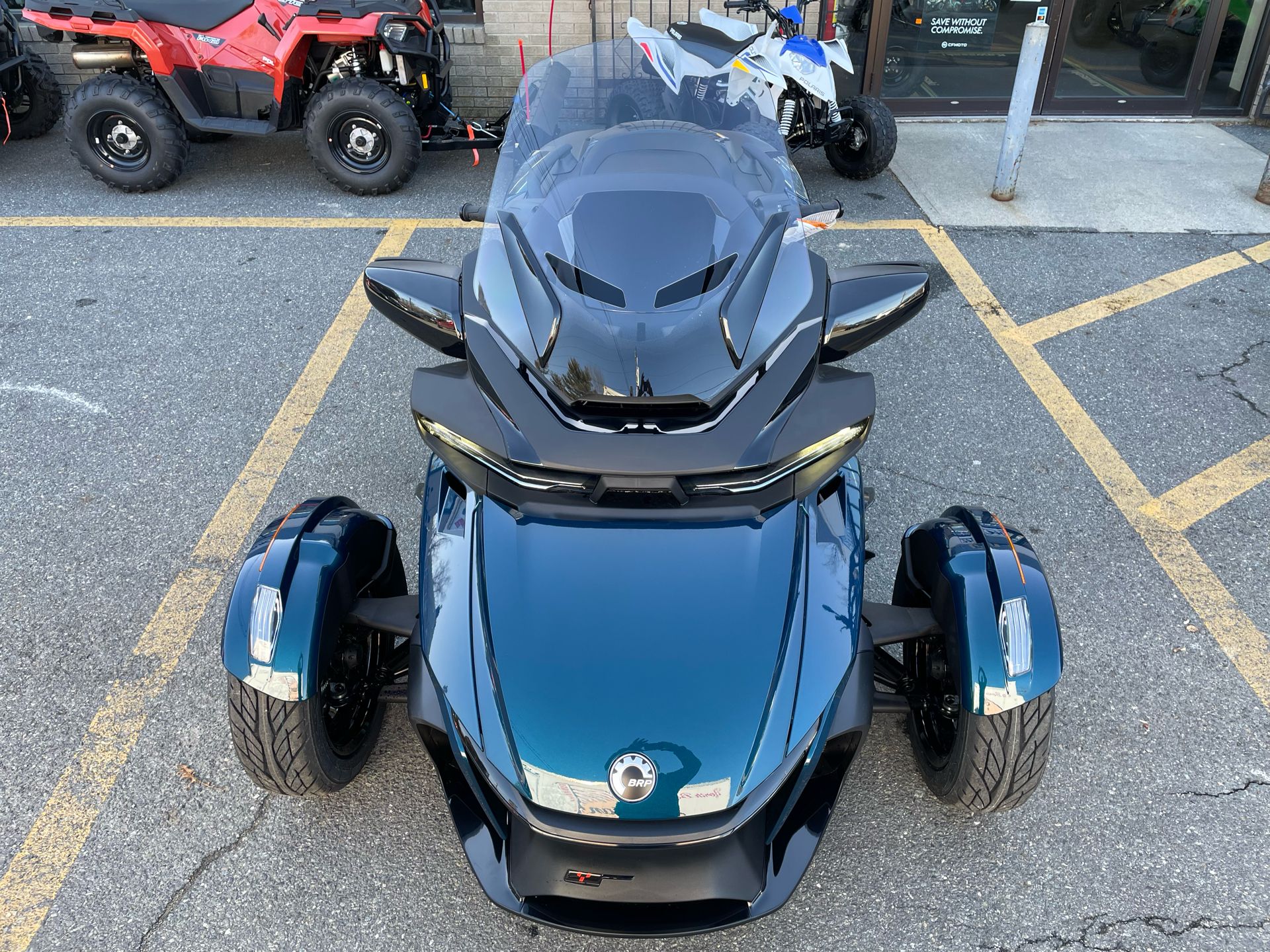 2024 Can-Am Spyder RT in Tyngsboro, Massachusetts - Photo 8