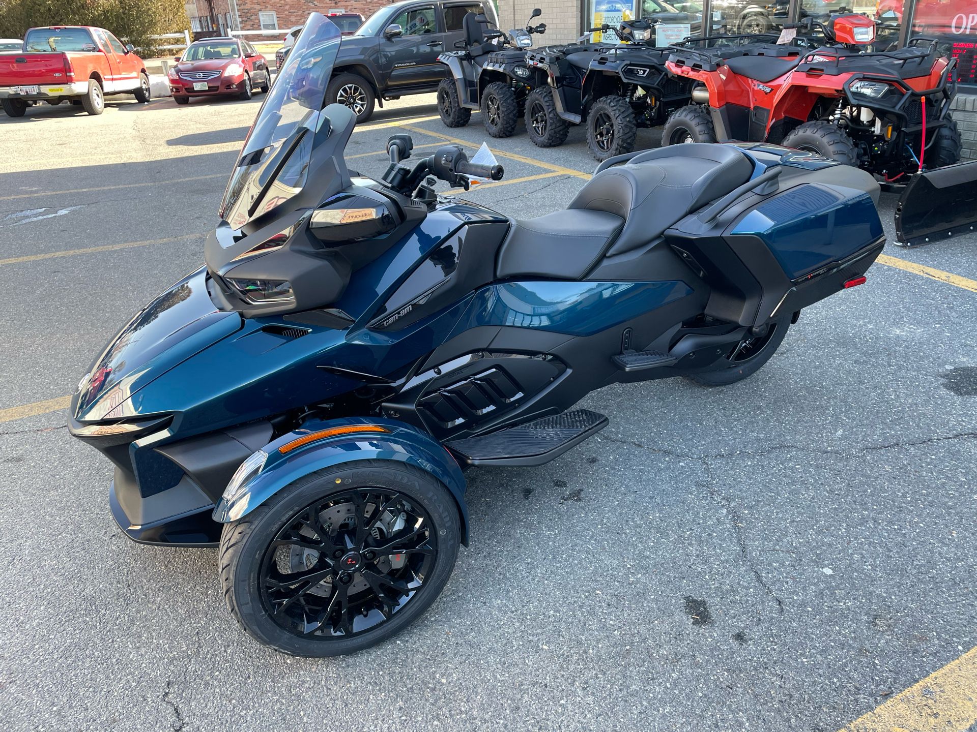 2024 Can-Am Spyder RT in Tyngsboro, Massachusetts - Photo 10