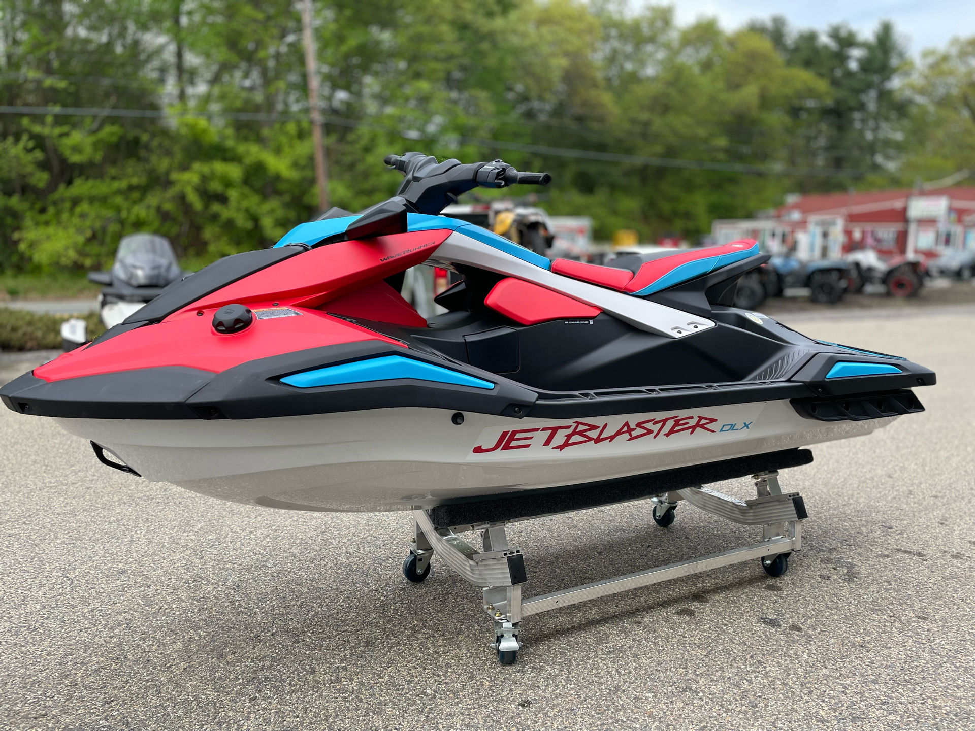 2025 Yamaha JetBlaster DLX 3-Up in Tyngsboro, Massachusetts - Photo 1