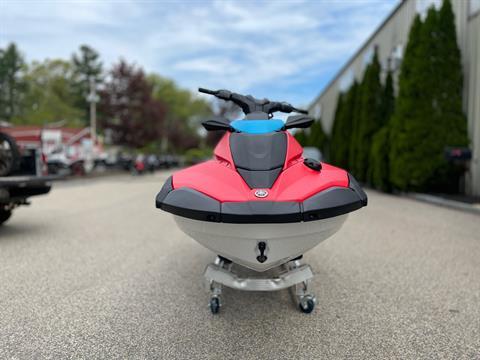 2025 Yamaha JetBlaster DLX 3-Up in Tyngsboro, Massachusetts - Photo 6