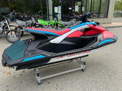 2025 Yamaha JetBlaster DLX 3-Up in Tyngsboro, Massachusetts - Photo 7
