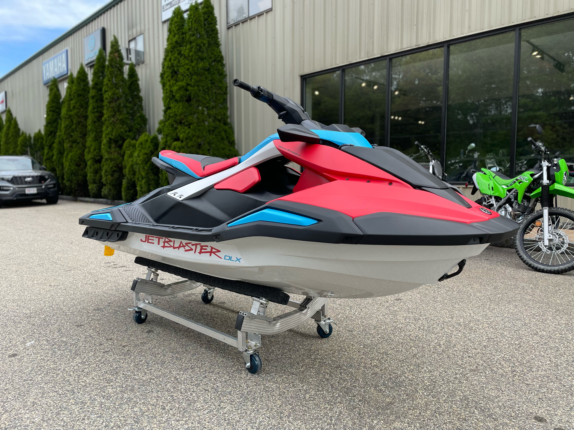 2025 Yamaha JetBlaster DLX 3-Up in Tyngsboro, Massachusetts - Photo 9