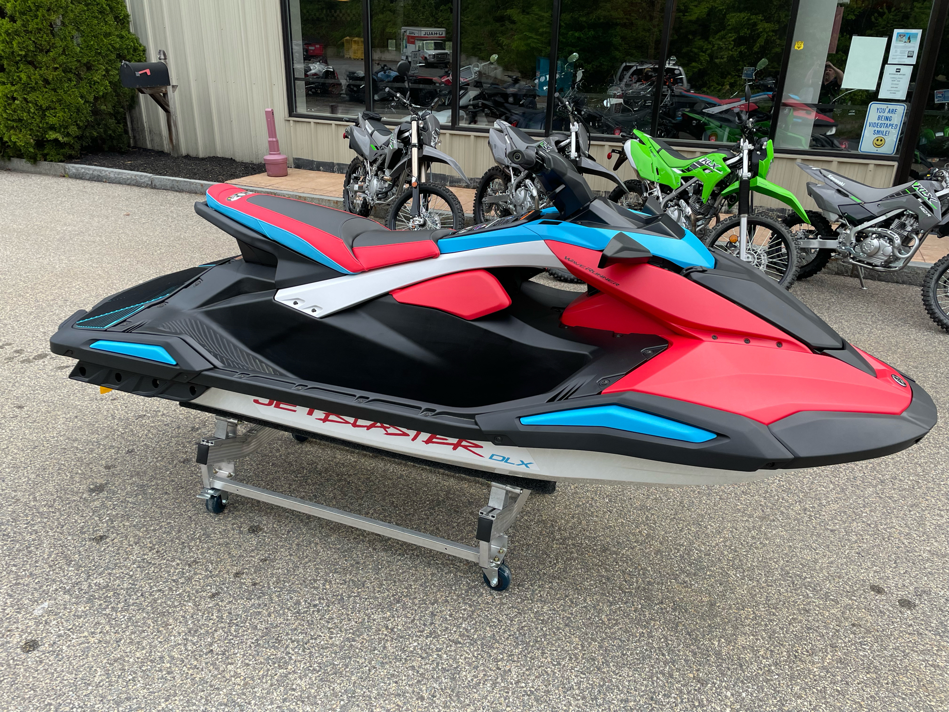 2025 Yamaha JetBlaster DLX 3-Up in Tyngsboro, Massachusetts - Photo 16