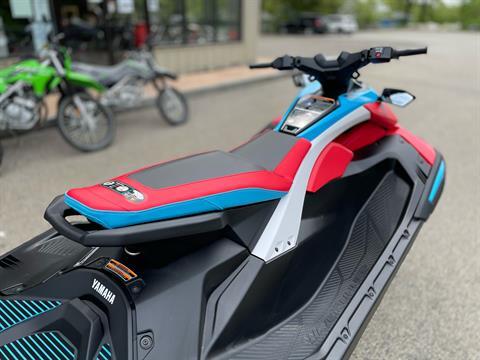 2025 Yamaha JetBlaster DLX 3-Up in Tyngsboro, Massachusetts - Photo 19