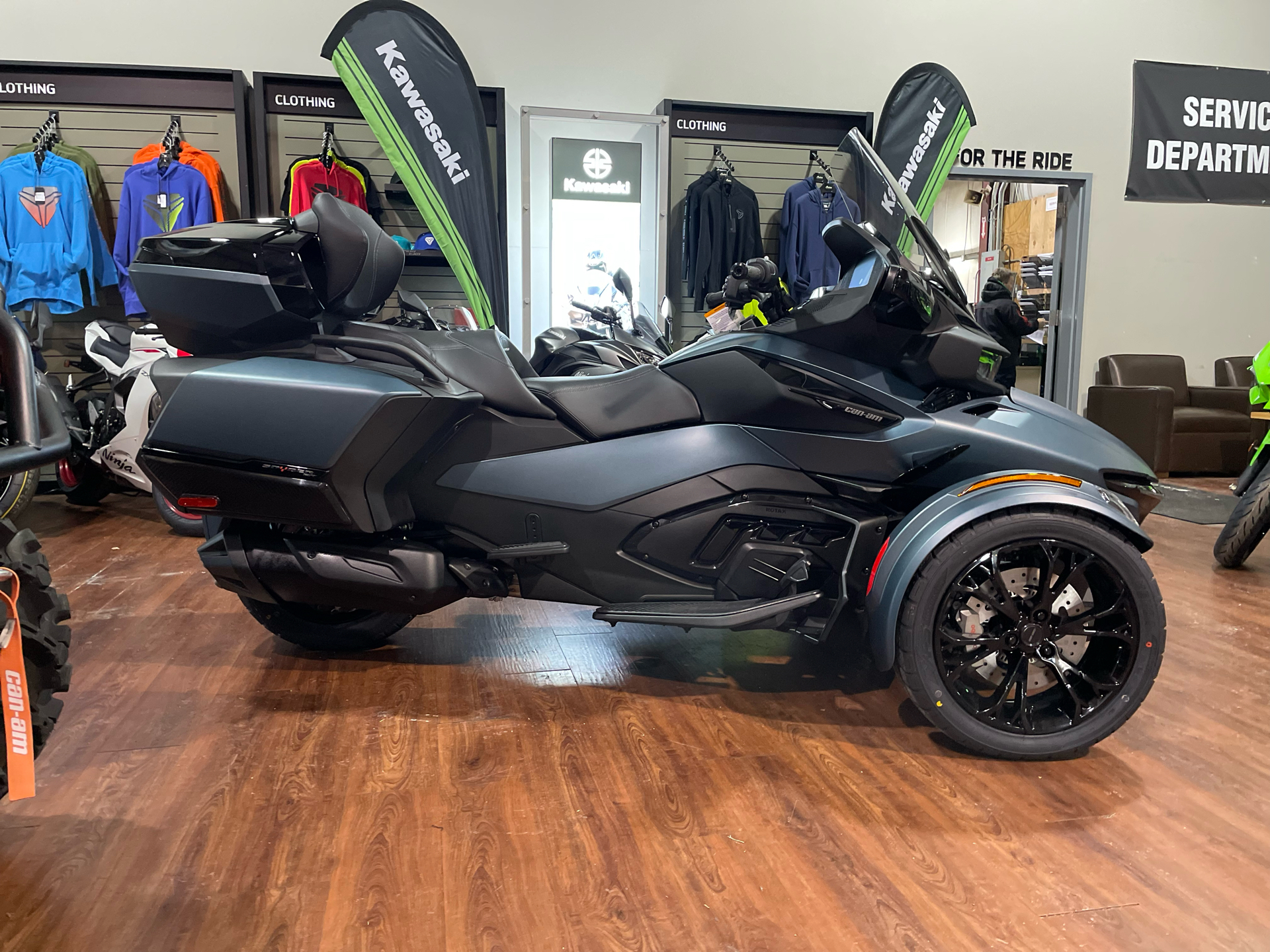 2025 Can-Am Spyder RT Limited in Tyngsboro, Massachusetts - Photo 10