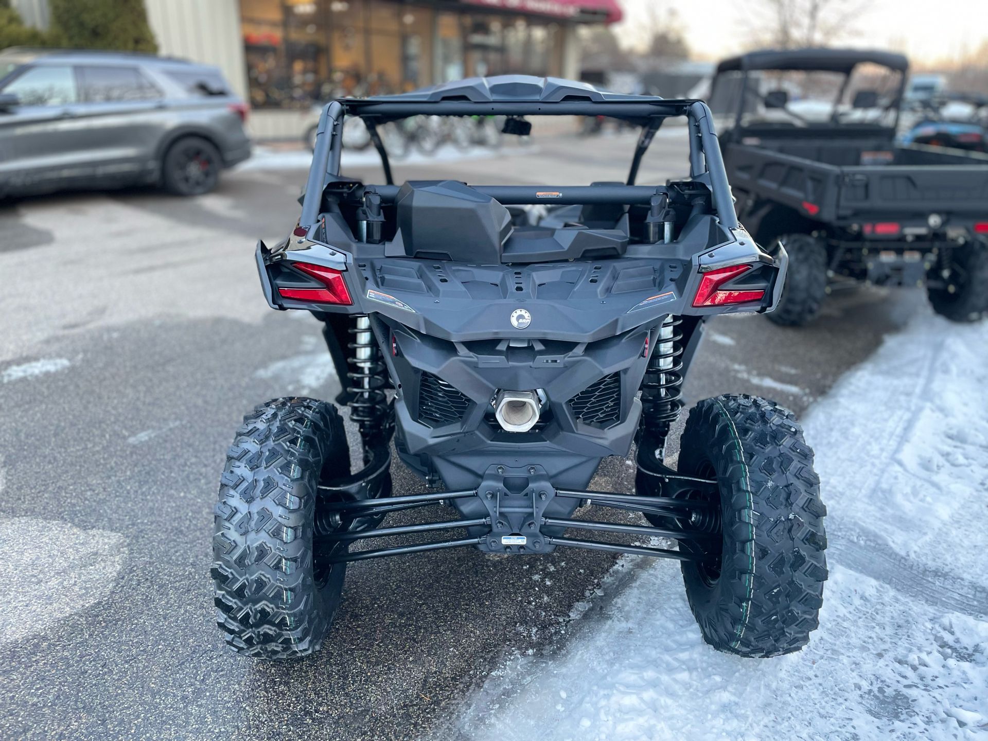 2025 Can-Am Maverick X3 X DS Turbo RR with Smart-Shox in Tyngsboro, Massachusetts - Photo 9