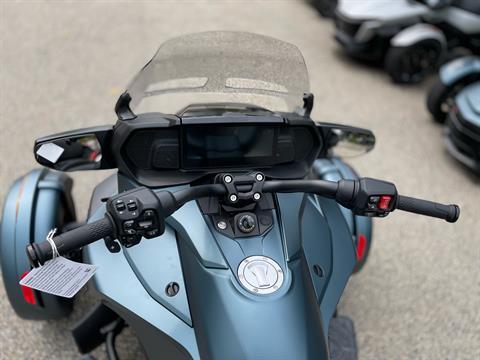 2025 Can-Am Spyder F3 Limited in Tyngsboro, Massachusetts - Photo 15