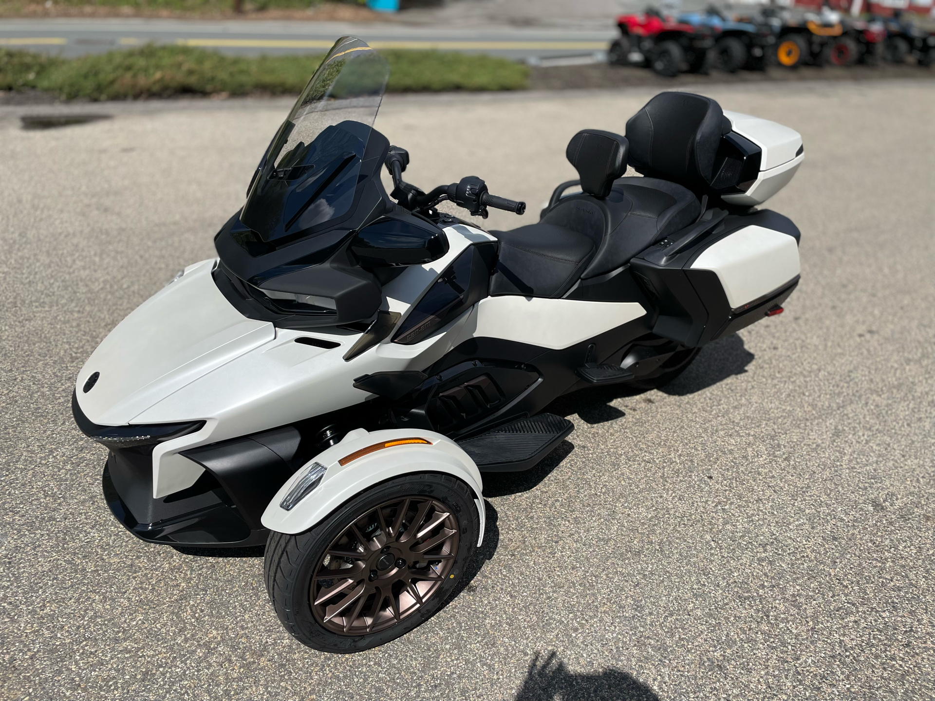 2025 Can-Am Spyder RT Sea-to-Sky in Tyngsboro, Massachusetts - Photo 10