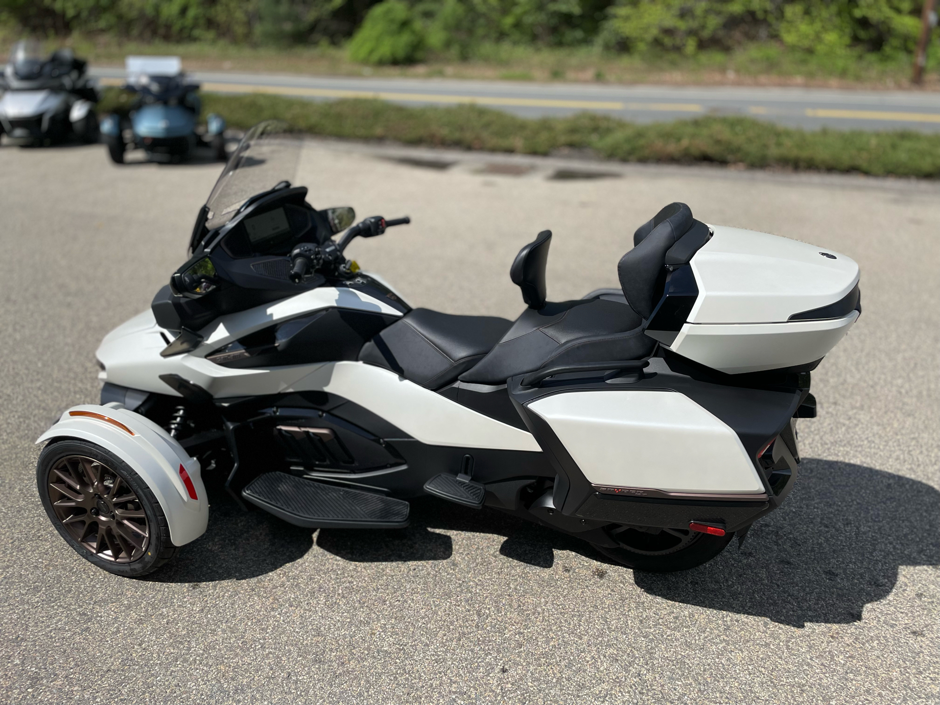 2025 Can-Am Spyder RT Sea-to-Sky in Tyngsboro, Massachusetts - Photo 12