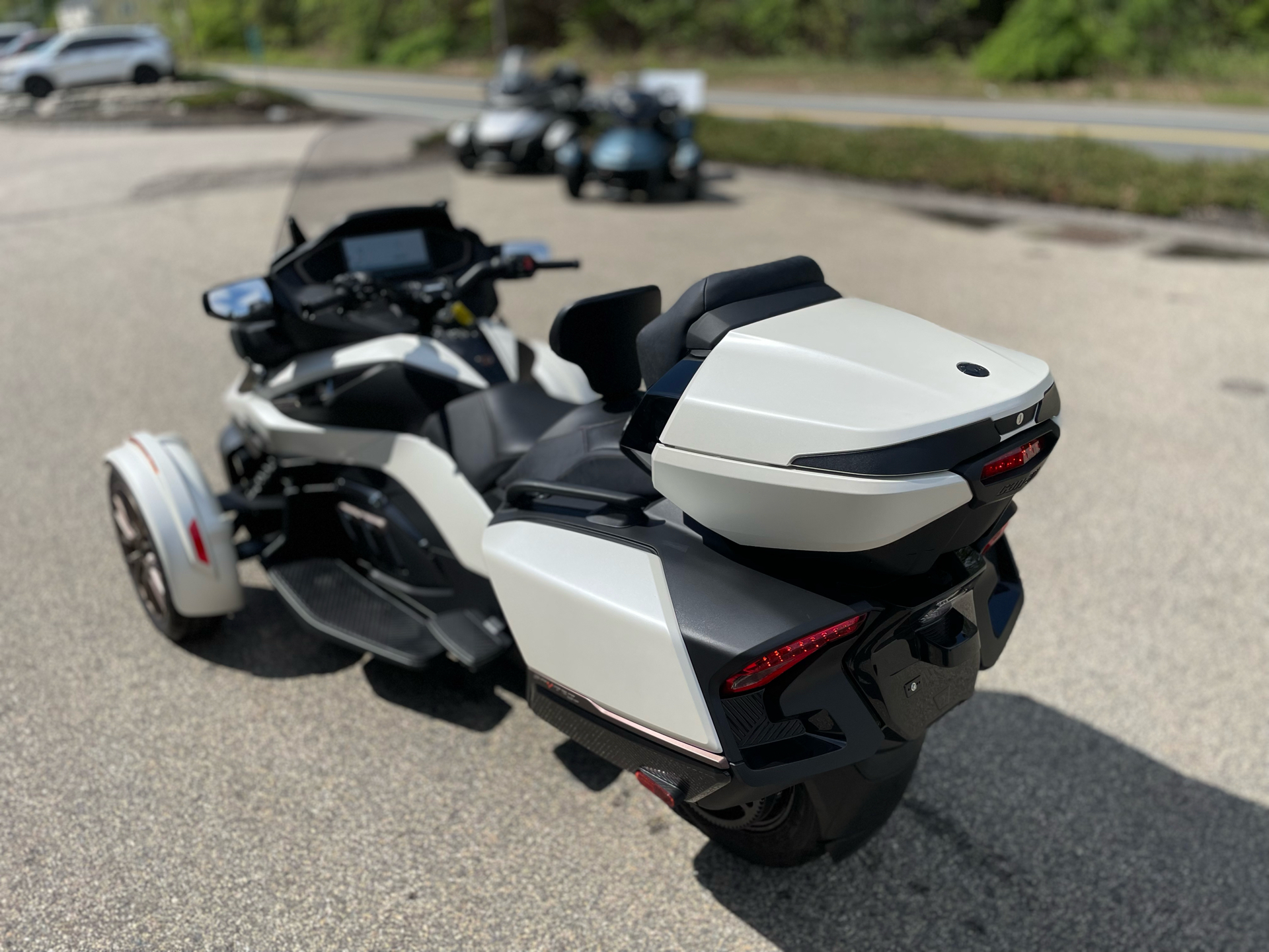 2025 Can-Am Spyder RT Sea-to-Sky in Tyngsboro, Massachusetts - Photo 17
