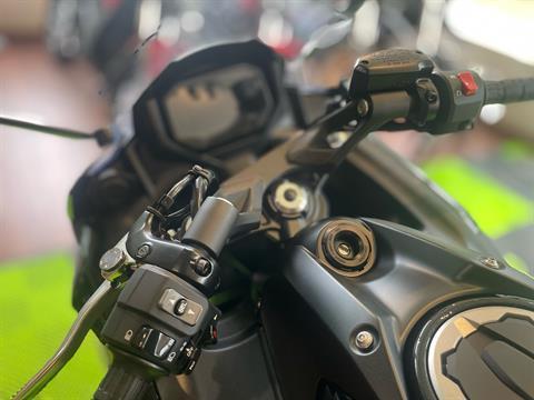 2025 Kawasaki Ninja 650 in Tyngsboro, Massachusetts - Photo 13