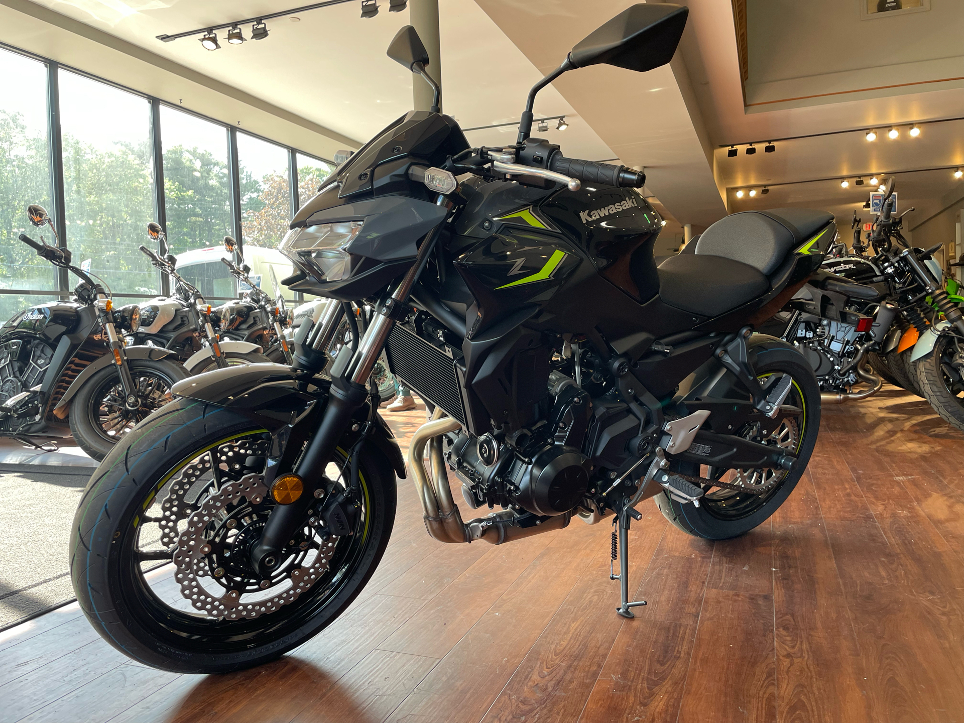 2024 Kawasaki Z650 in Tyngsboro, Massachusetts - Photo 2
