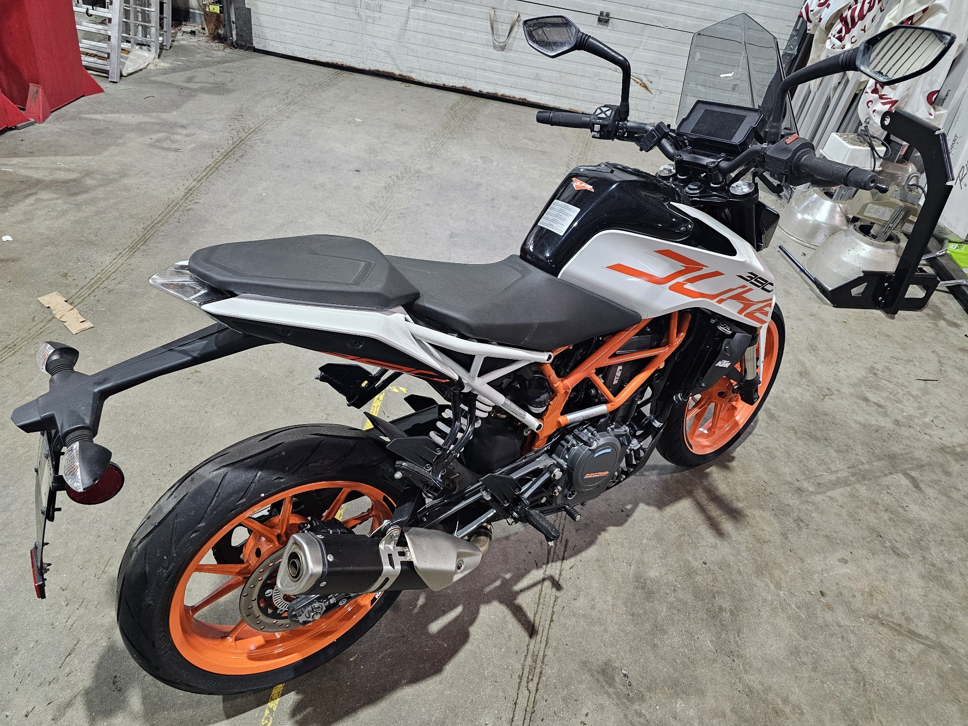 2020 KTM 390 Duke in Tyngsboro, Massachusetts - Photo 7
