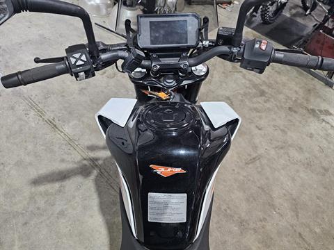 2020 KTM 390 Duke in Tyngsboro, Massachusetts - Photo 10