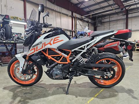 2020 KTM 390 Duke in Tyngsboro, Massachusetts - Photo 13