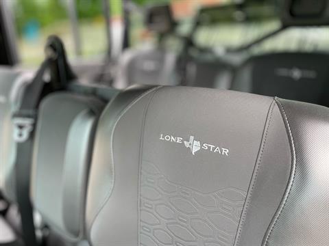 2025 Can-Am Defender MAX Lone Star CAB in Tyngsboro, Massachusetts - Photo 21