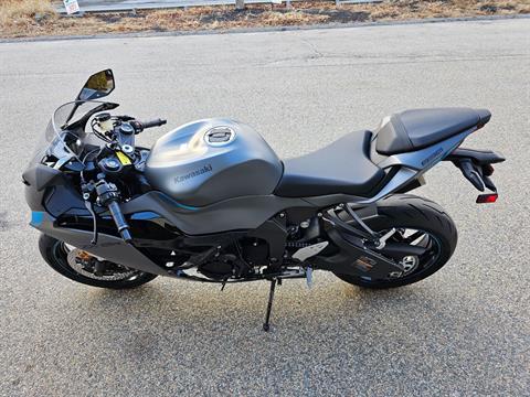 2025 Kawasaki Ninja ZX-6R ABS in Tyngsboro, Massachusetts - Photo 12