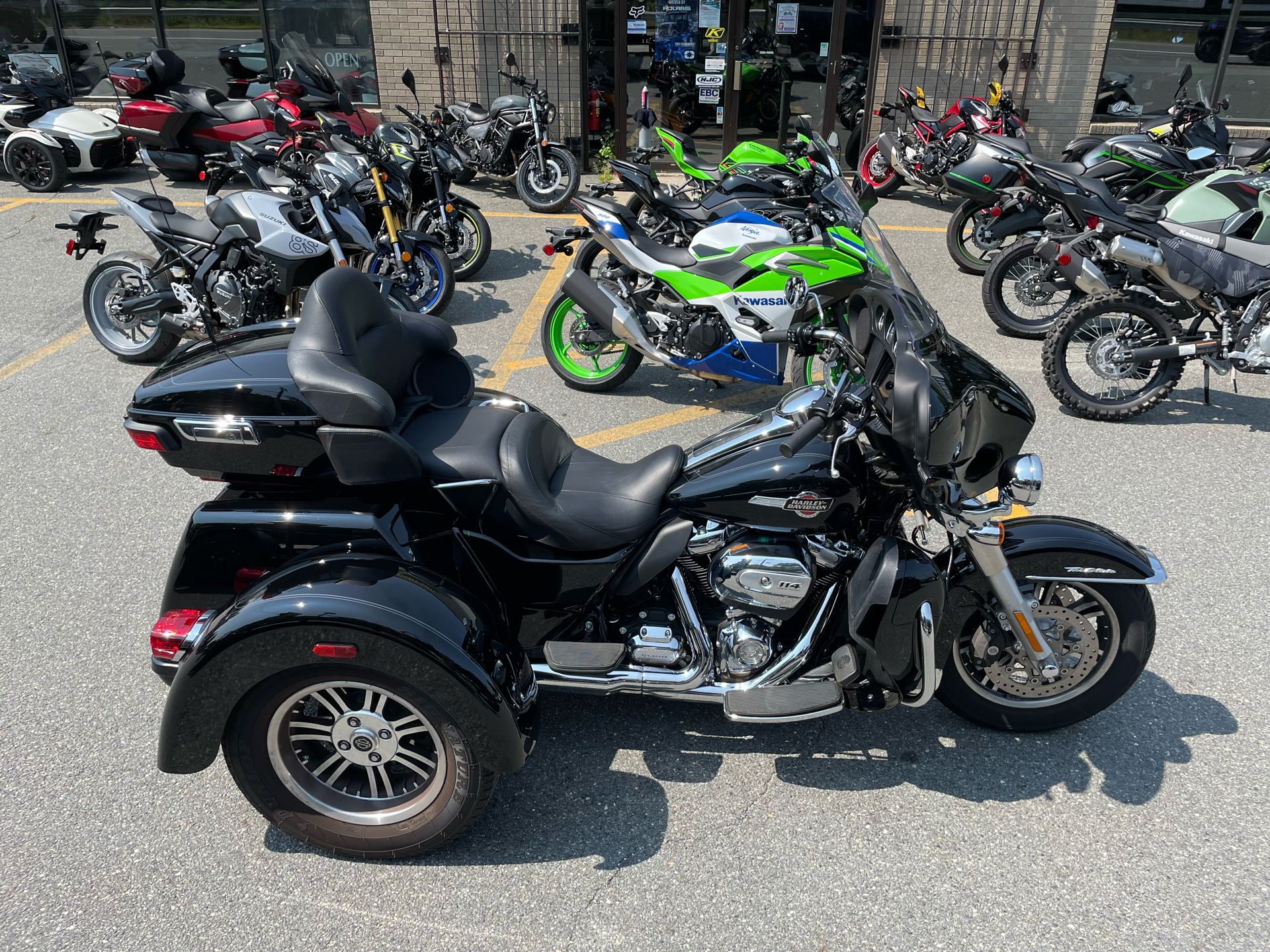 2023 Harley-Davidson Tri Glide® Ultra in Tyngsboro, Massachusetts - Photo 15