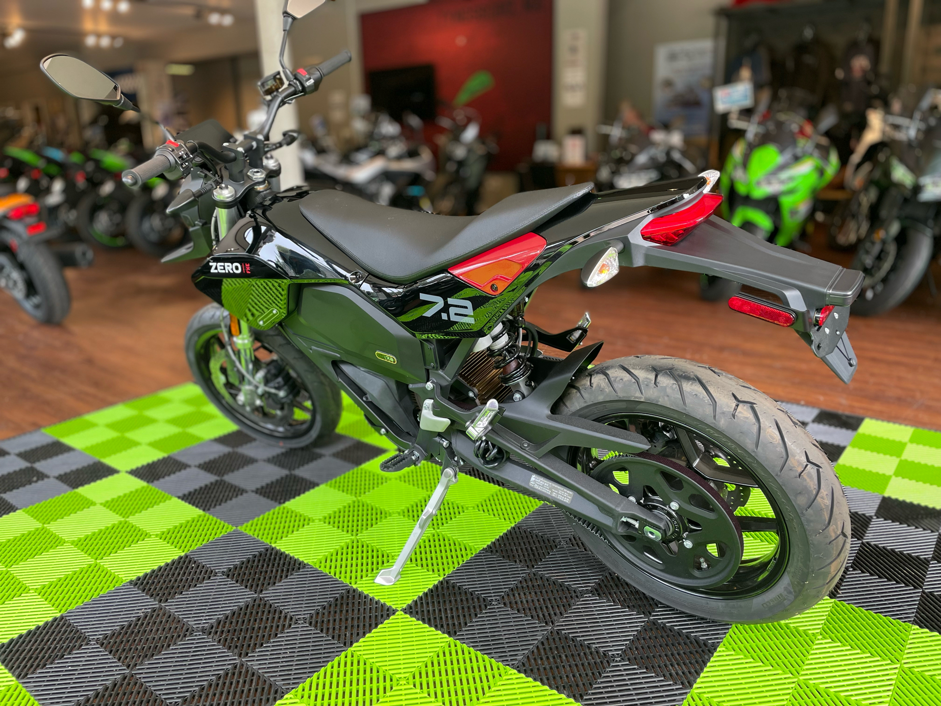 2023 Zero Motorcycles FXE ZF7.2 Integrated in Tyngsboro, Massachusetts - Photo 12