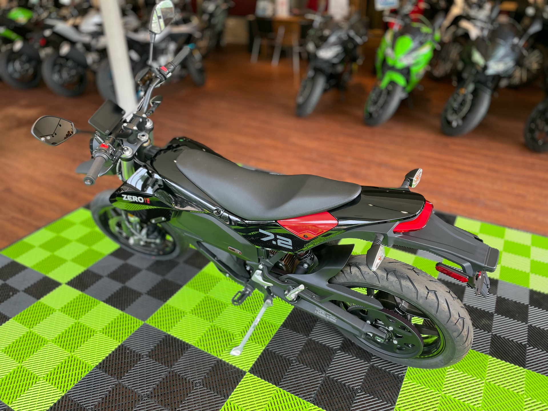 2023 Zero Motorcycles FXE ZF7.2 Integrated in Tyngsboro, Massachusetts - Photo 16