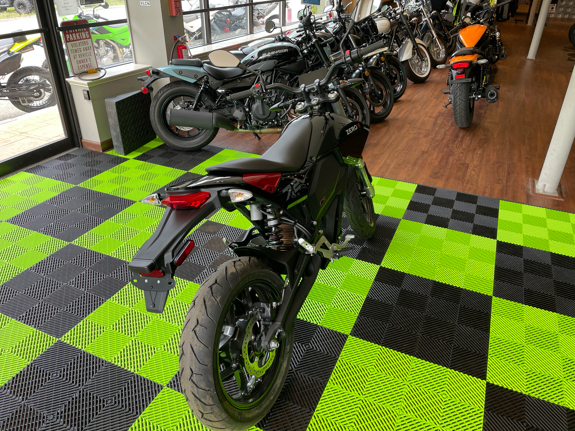 2023 Zero Motorcycles FXE ZF7.2 Integrated in Tyngsboro, Massachusetts - Photo 23