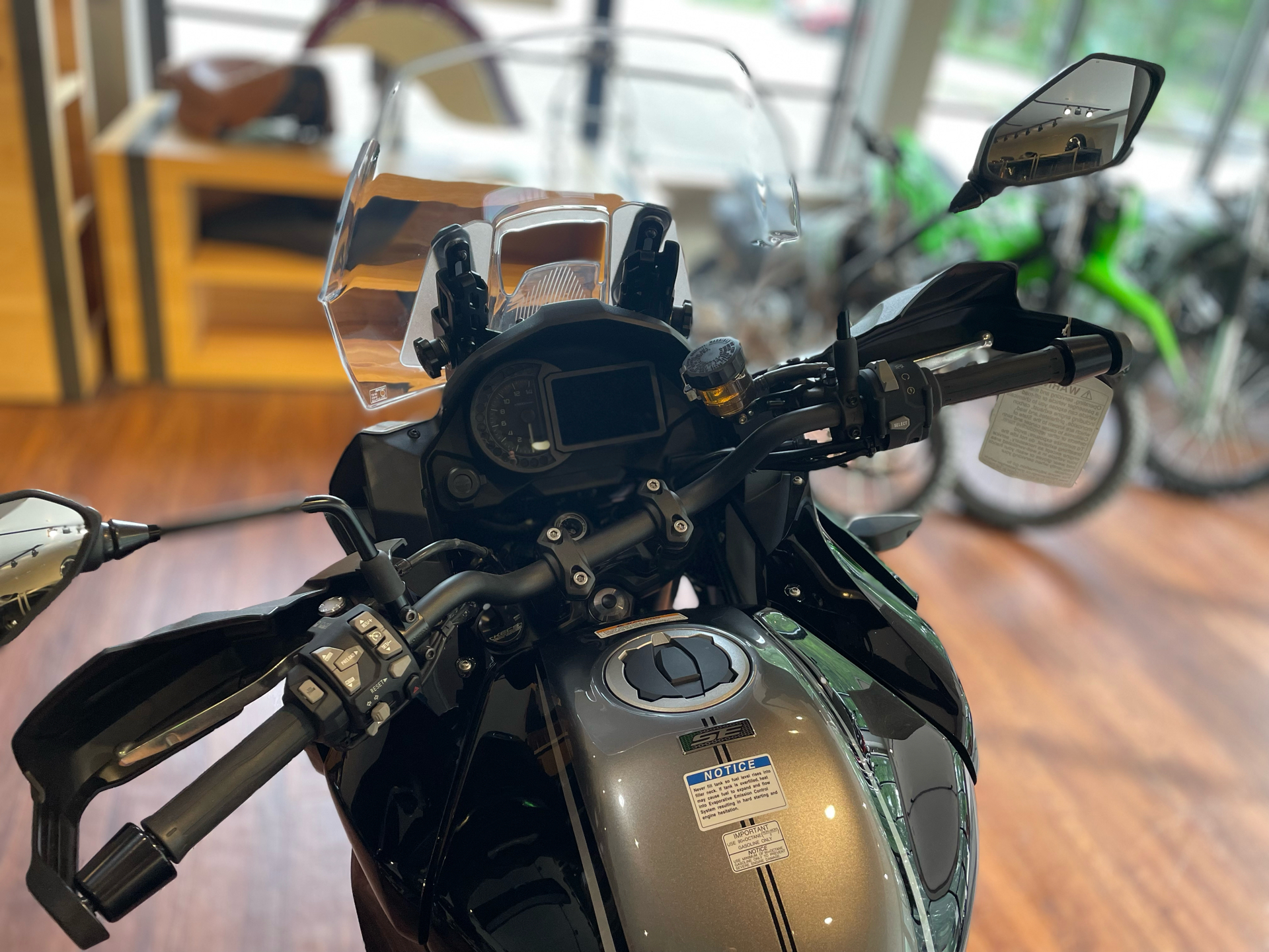 2023 Kawasaki Versys 1000 SE LT+ in Tyngsboro, Massachusetts - Photo 12