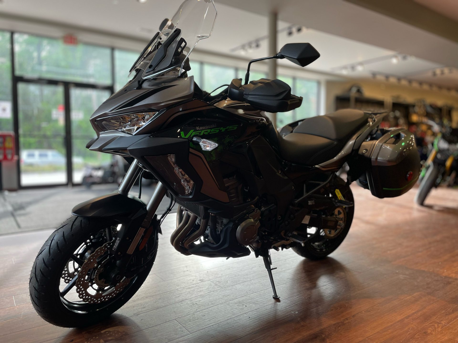 2023 Kawasaki Versys 1000 SE LT+ in Tyngsboro, Massachusetts - Photo 18