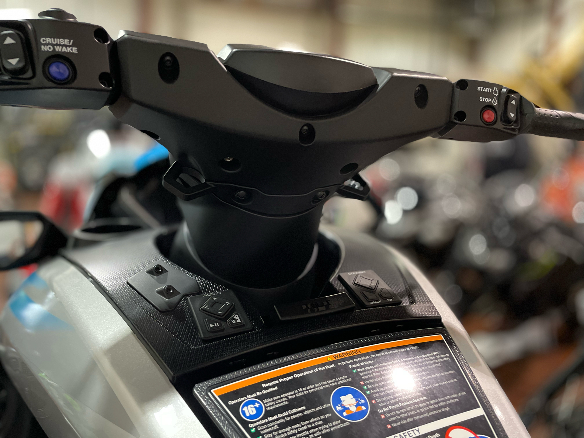2024 Yamaha FX Cruiser HO with Audio in Tyngsboro, Massachusetts - Photo 16