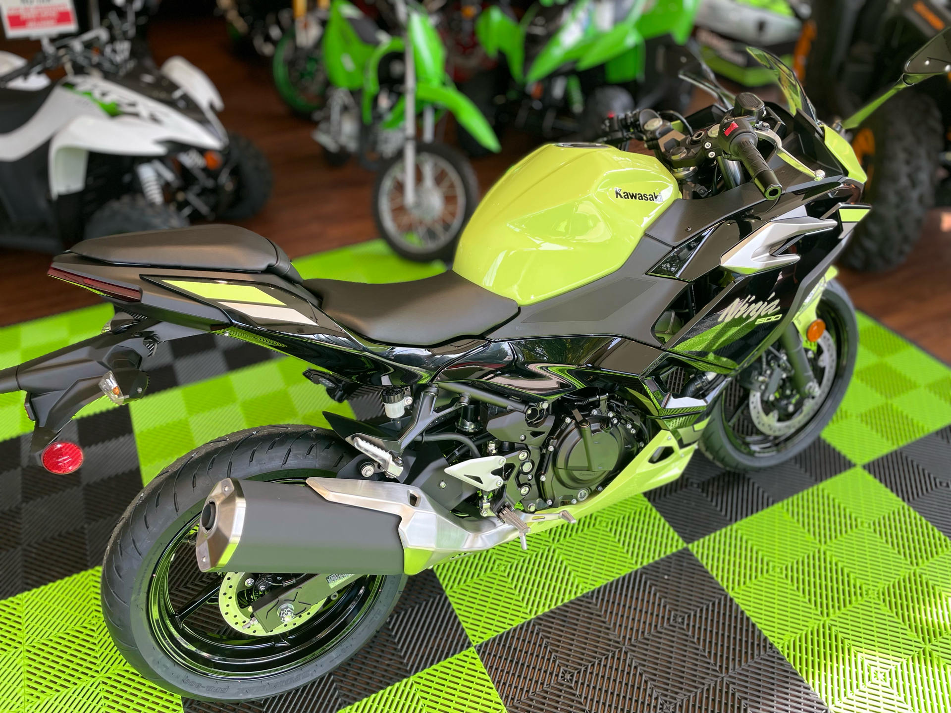 2026 Kawasaki Ninja 500 ABS in Tyngsboro, Massachusetts - Photo 14