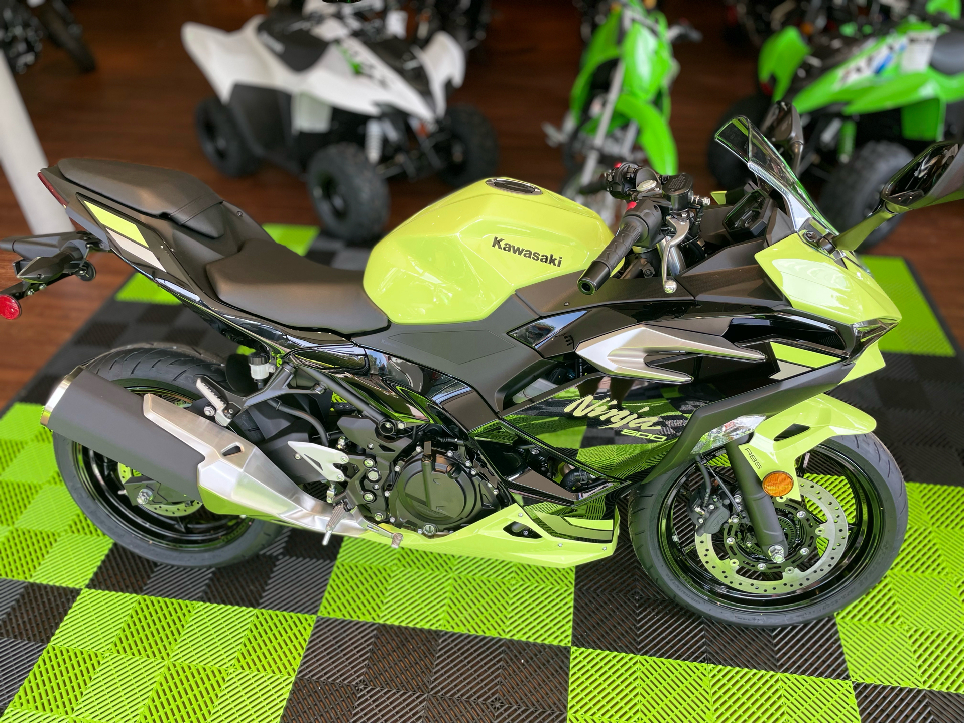 2026 Kawasaki Ninja 500 ABS in Tyngsboro, Massachusetts - Photo 16