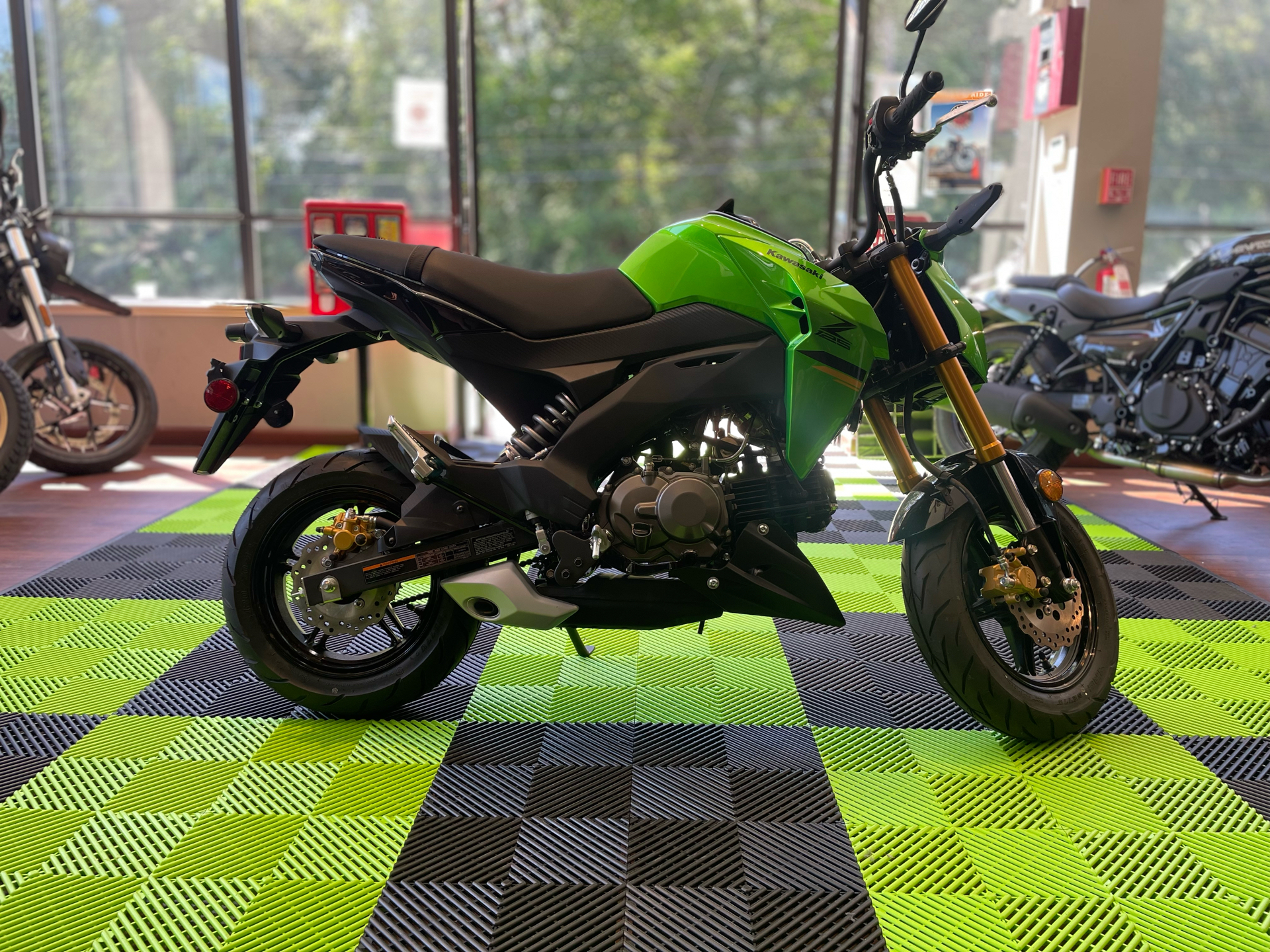 2024 Kawasaki Z125 Pro in Tyngsboro, Massachusetts - Photo 7